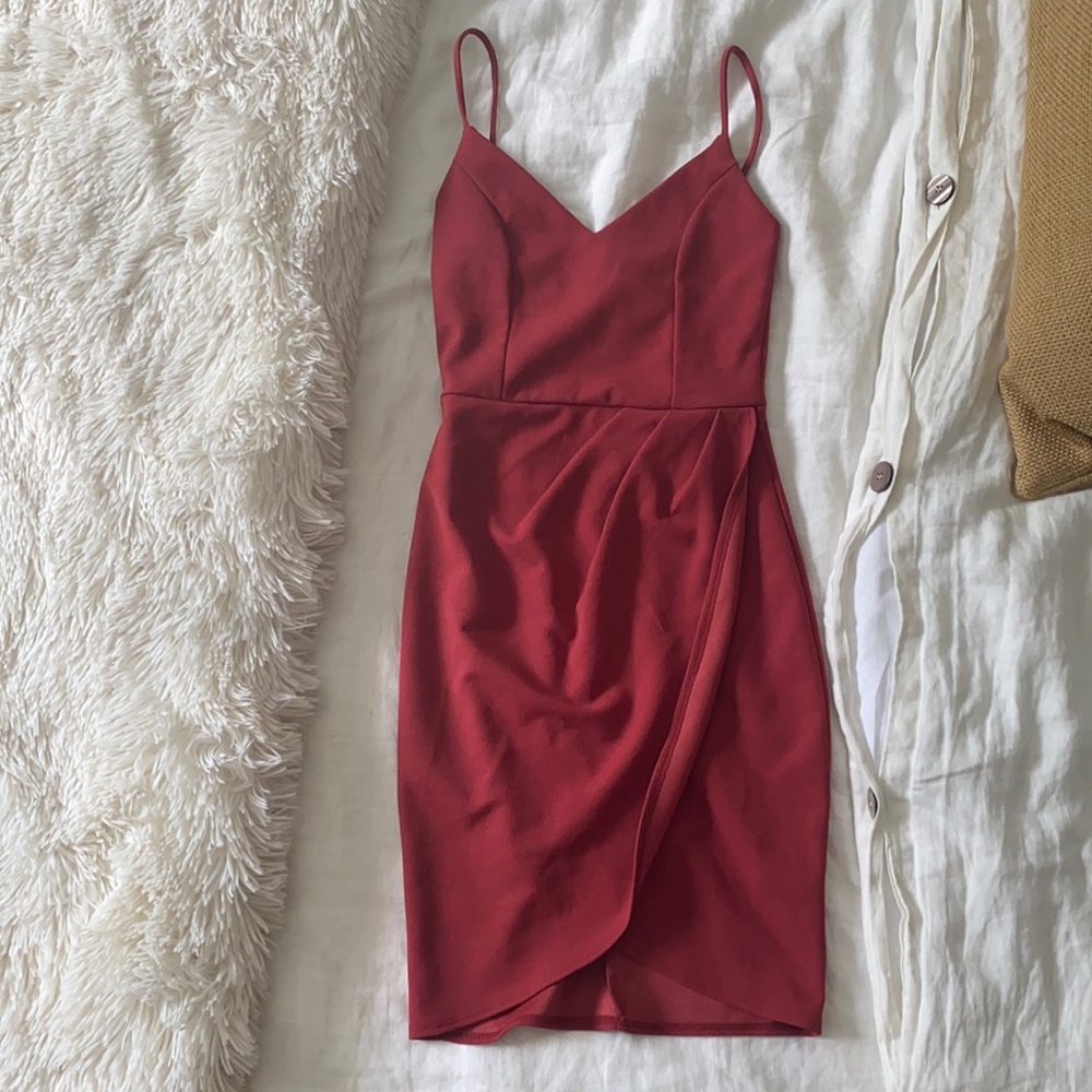 Lulus red formal dress